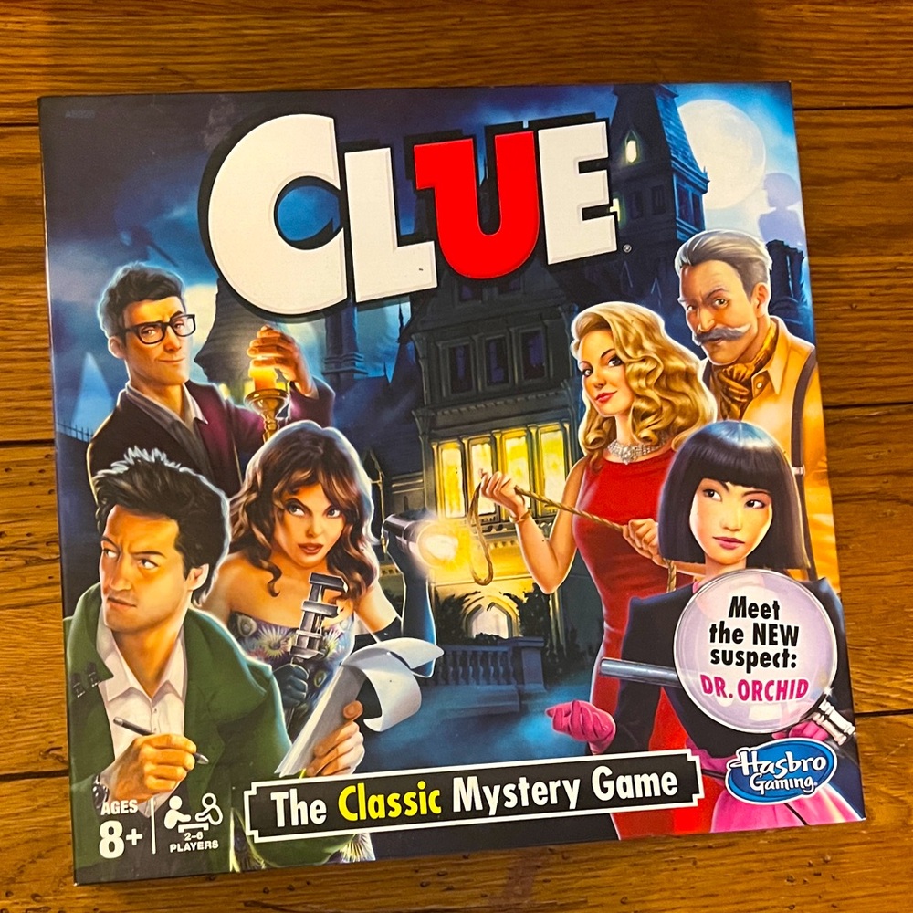 Hasbro Clue Classic Mystery Game -